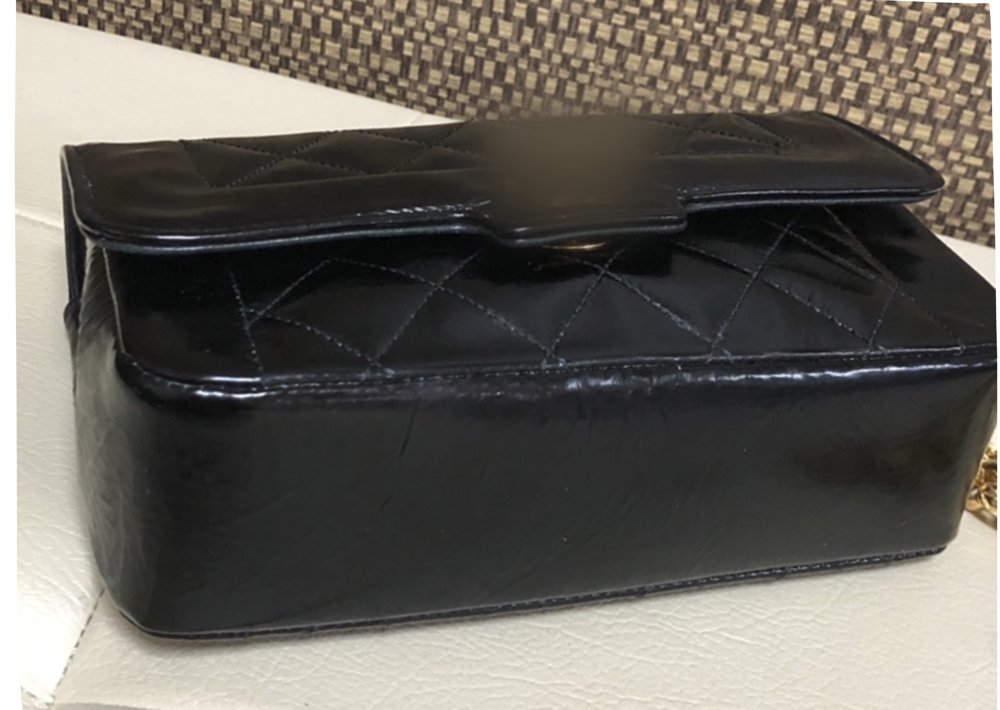 リペア後の黒いバッグ・角の補修
